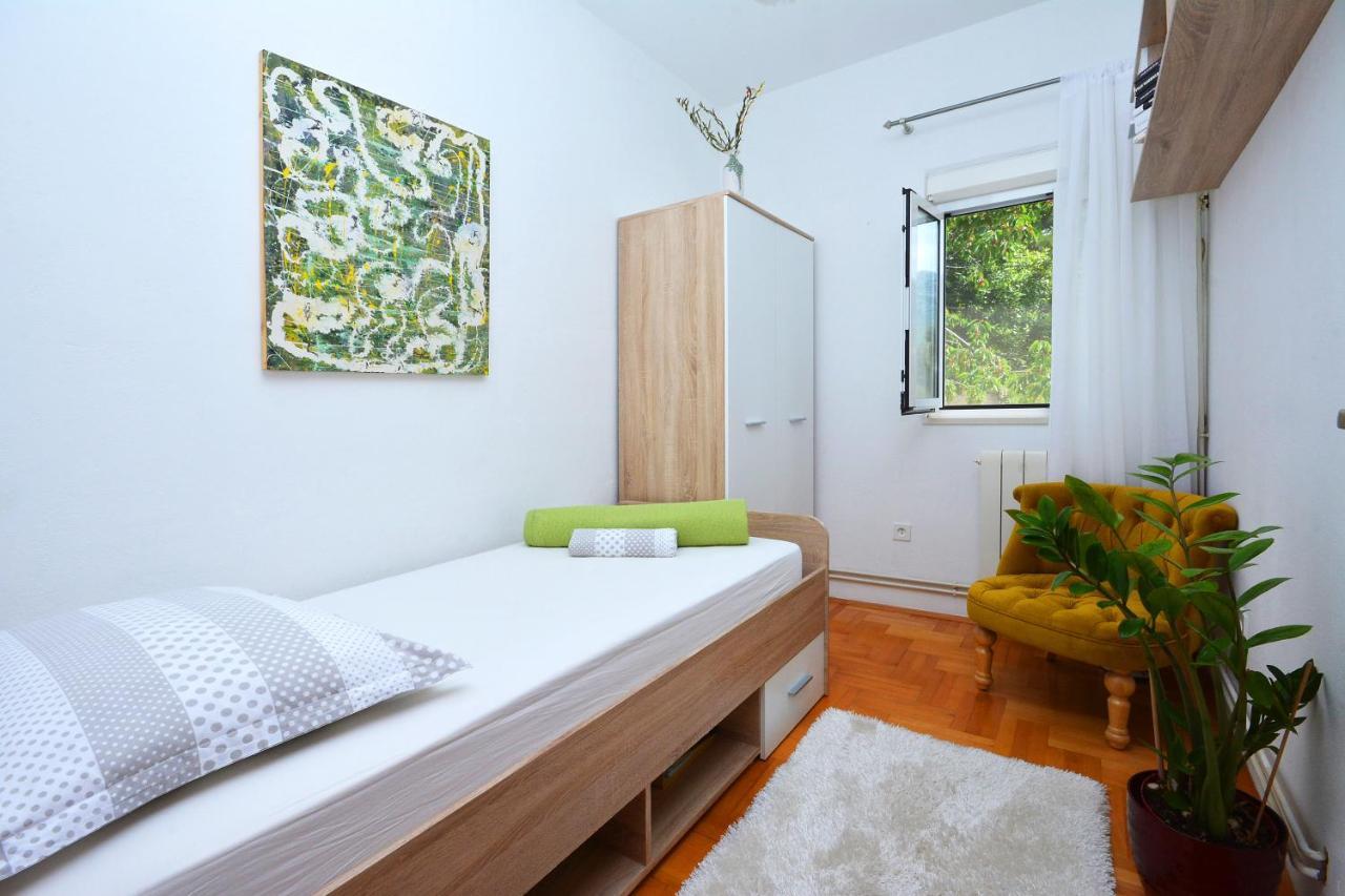 Klis Artsy Apartment מראה חיצוני תמונה