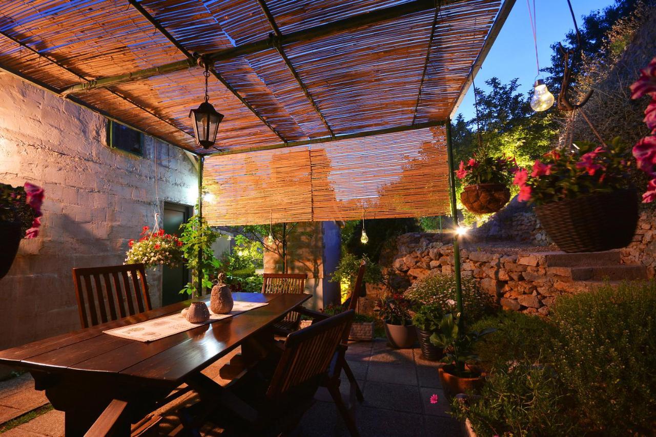 Klis Artsy Apartment מראה חיצוני תמונה